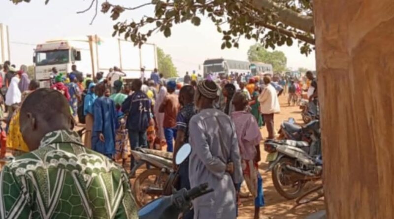 Manifestation à Diapangou : Les villages de Fonghin et Louargou expriment leurs inquiétudes face à la violence